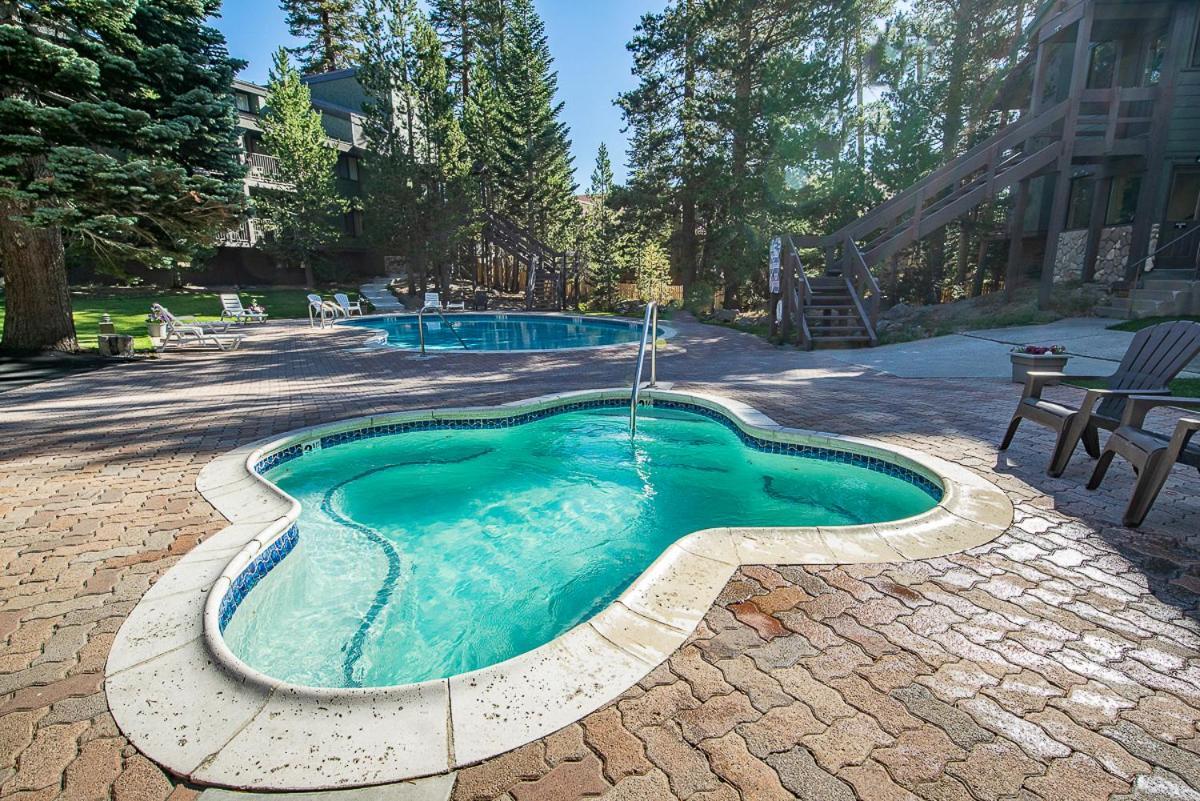 Fully Renovated! St Anton #17 Ski In Ski Out 1 Bedroom 1 Bathroom Condo! Sleeps Up To 4! Mammoth Lakes Luaran gambar