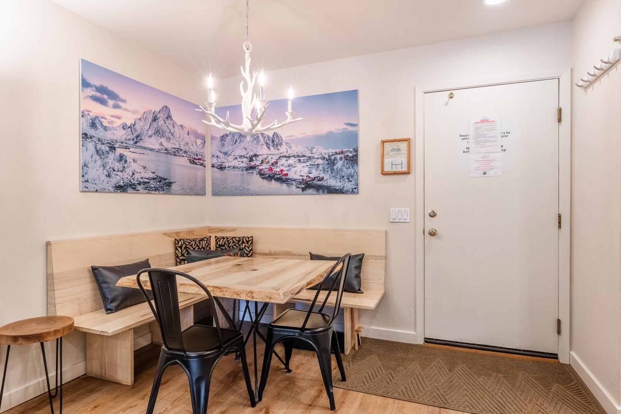 Fully Renovated! St Anton #17 Ski In Ski Out 1 Bedroom 1 Bathroom Condo! Sleeps Up To 4! Mammoth Lakes Luaran gambar