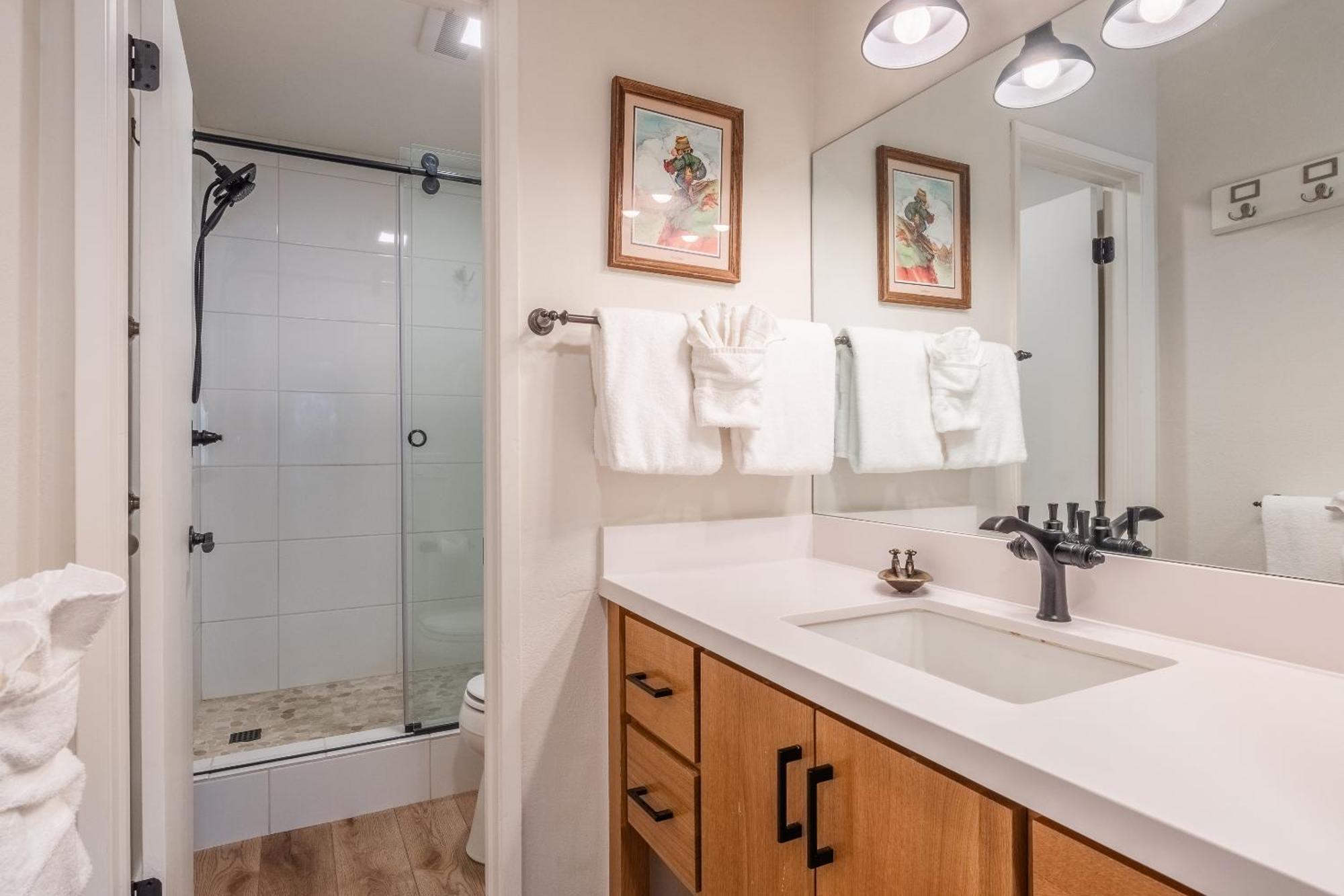 Fully Renovated! St Anton #17 Ski In Ski Out 1 Bedroom 1 Bathroom Condo! Sleeps Up To 4! Mammoth Lakes Luaran gambar