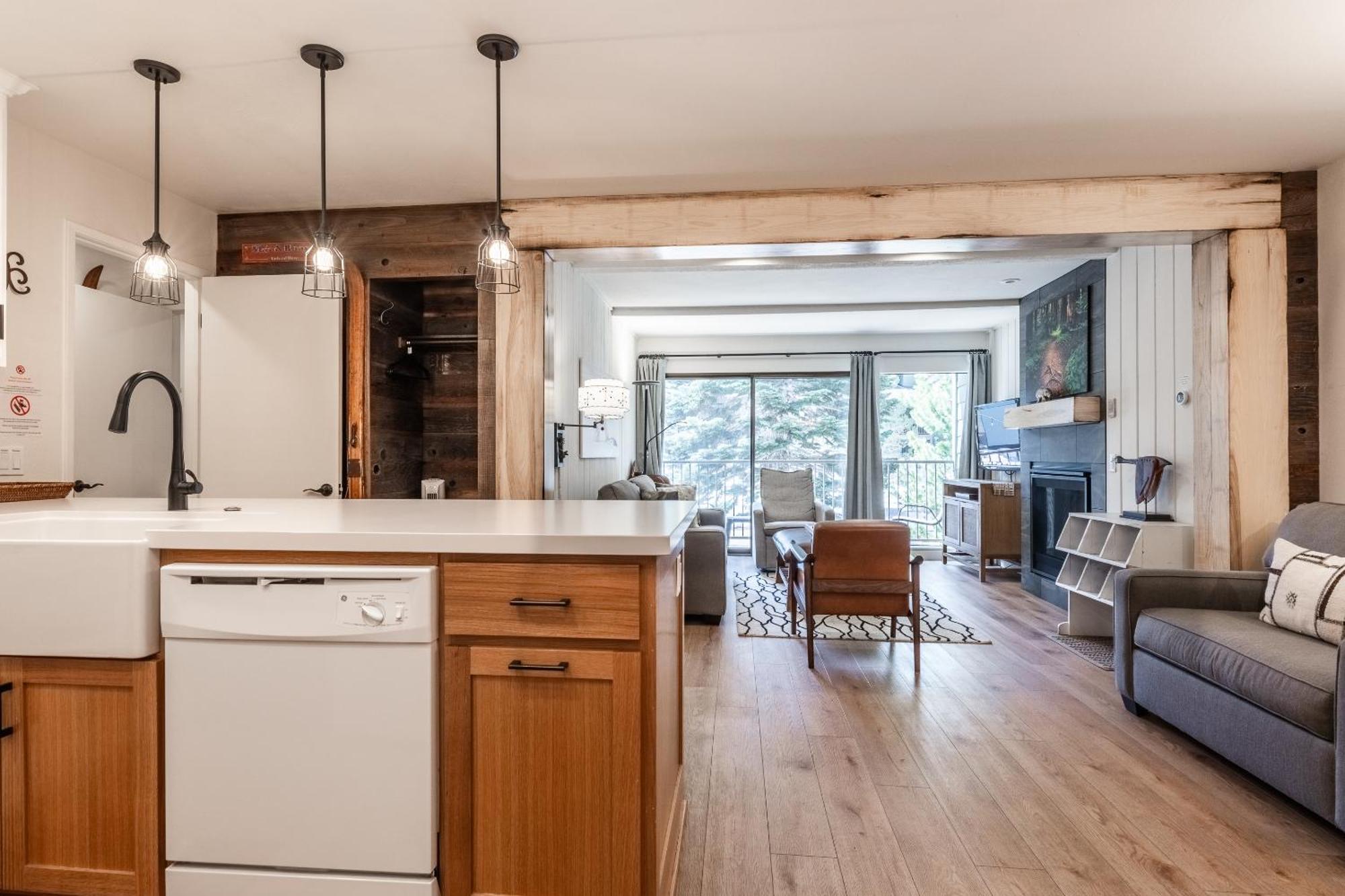 Fully Renovated! St Anton #17 Ski In Ski Out 1 Bedroom 1 Bathroom Condo! Sleeps Up To 4! Mammoth Lakes Luaran gambar