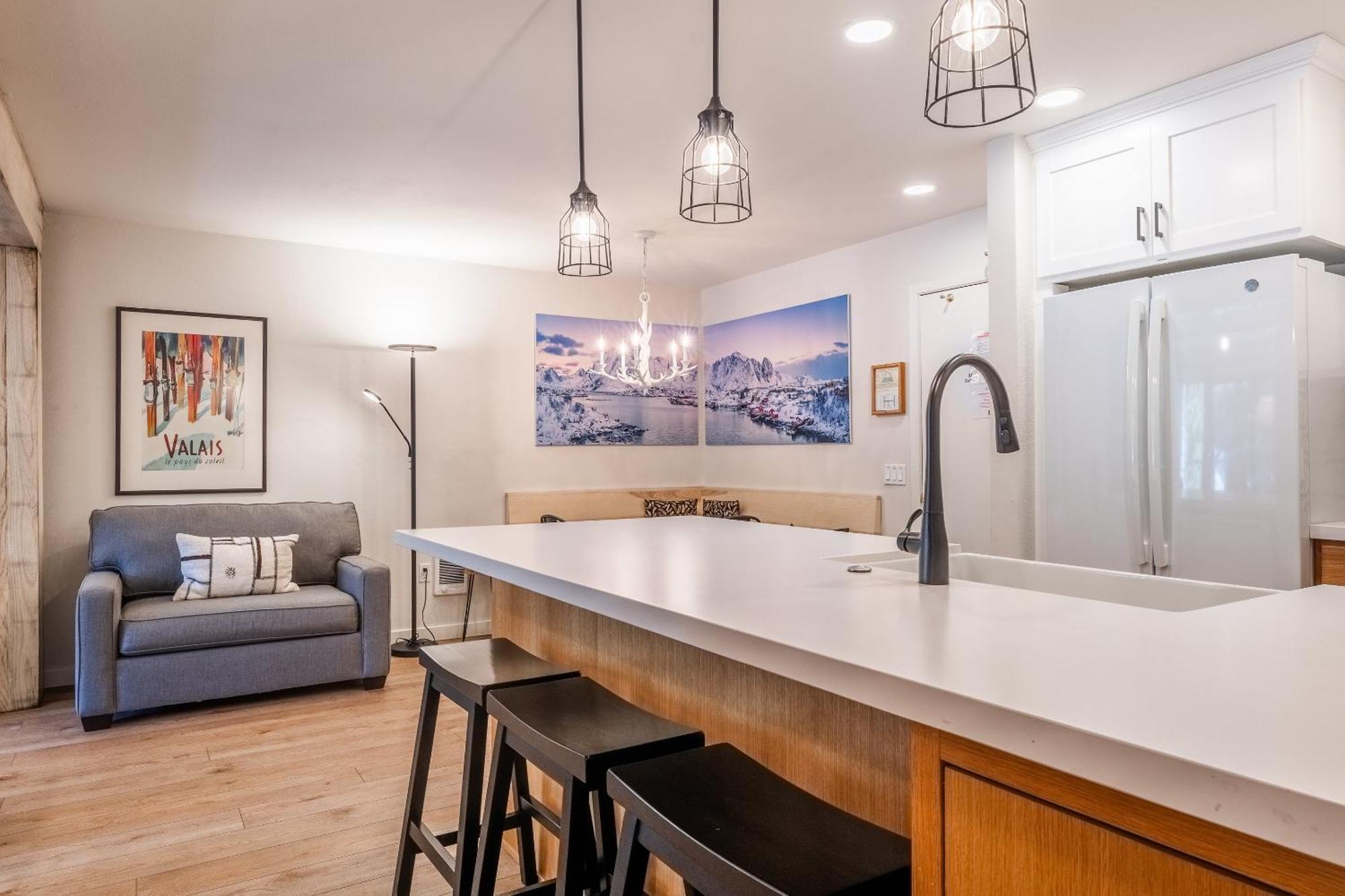 Fully Renovated! St Anton #17 Ski In Ski Out 1 Bedroom 1 Bathroom Condo! Sleeps Up To 4! Mammoth Lakes Luaran gambar
