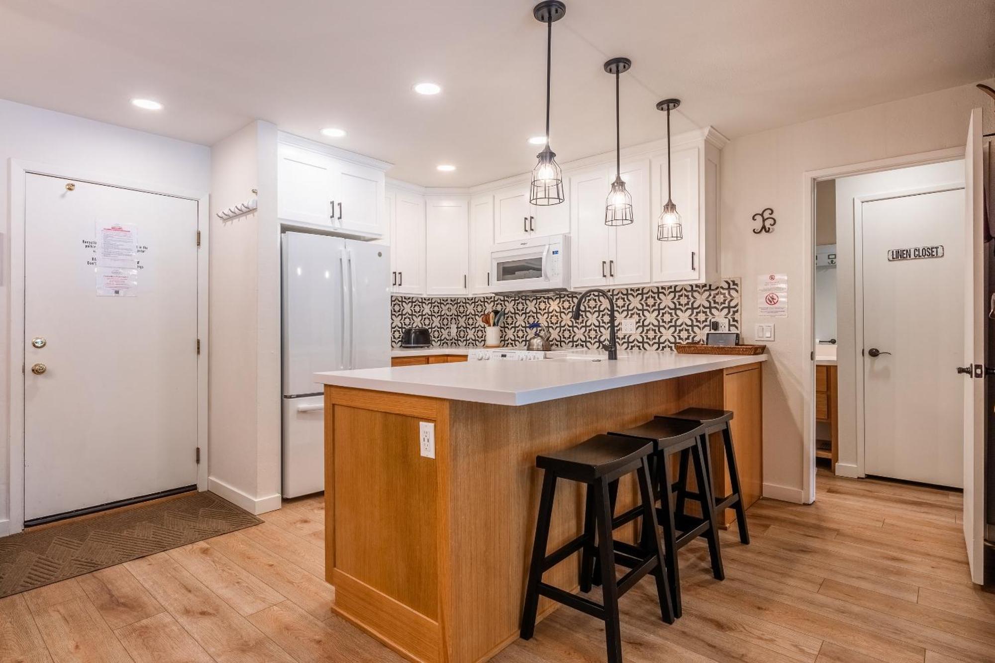 Fully Renovated! St Anton #17 Ski In Ski Out 1 Bedroom 1 Bathroom Condo! Sleeps Up To 4! Mammoth Lakes Luaran gambar